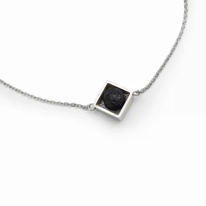 Grounded Diffuser Necklace